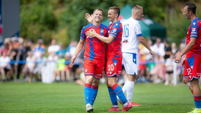 Matěj Vydra proti Komárovu vsítil hattrick Matěj Vydra proti Komárovu vsítil hattrick