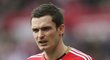 Angličan Adam Johnson si to namířil ze Sunderlandu rovnou do vězení