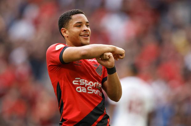 Vitor Roque se může těšit na snovou fotbalovou budoucnost Vitor Roque se může těšit na snovou fotbalovou budoucnost