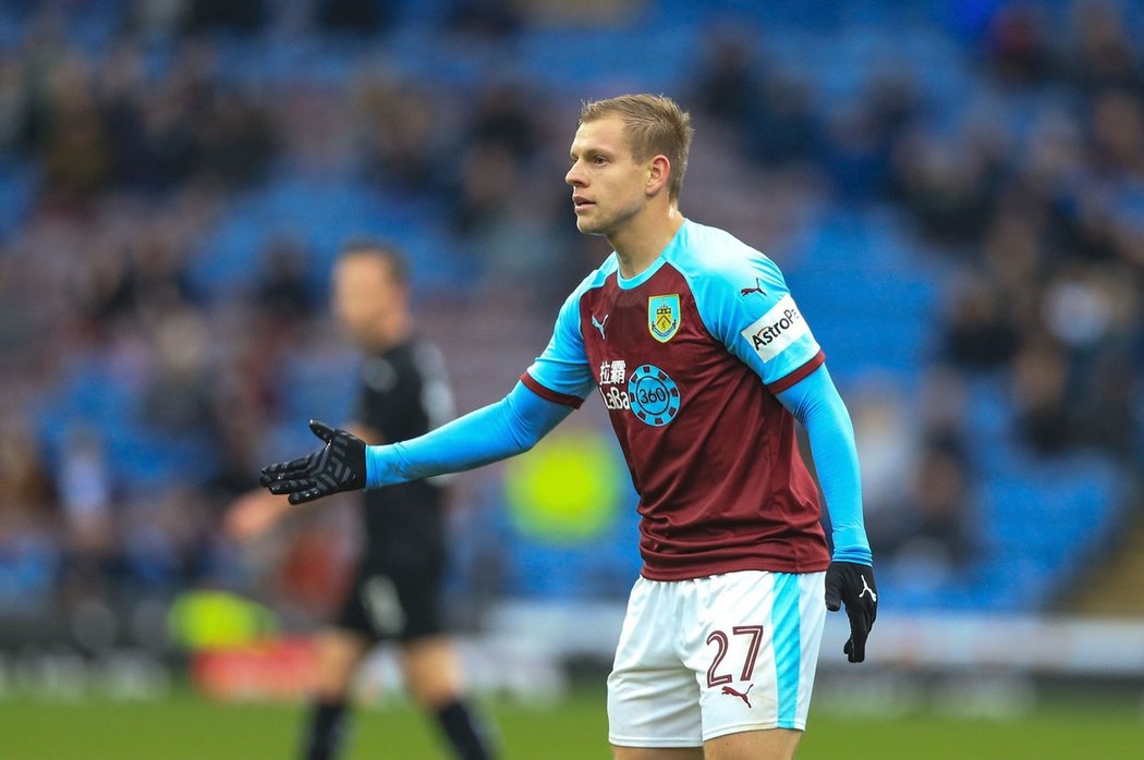 Český útočník Burnley Matěj Vydra během utkání anglické Premier League