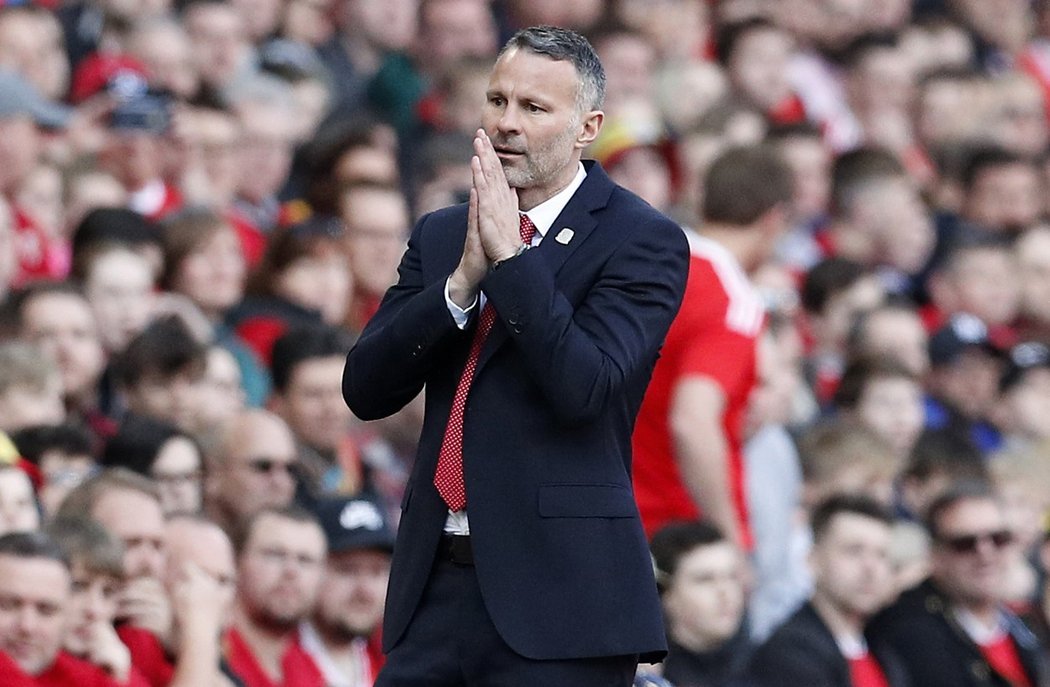 Ryan Giggs jako trenér reprezentace Walesu