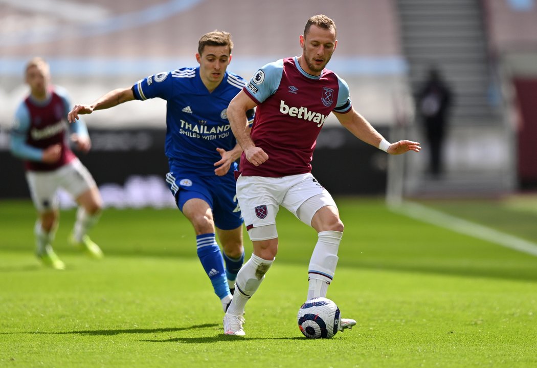 Vladimír Coufal proti Leicesteru