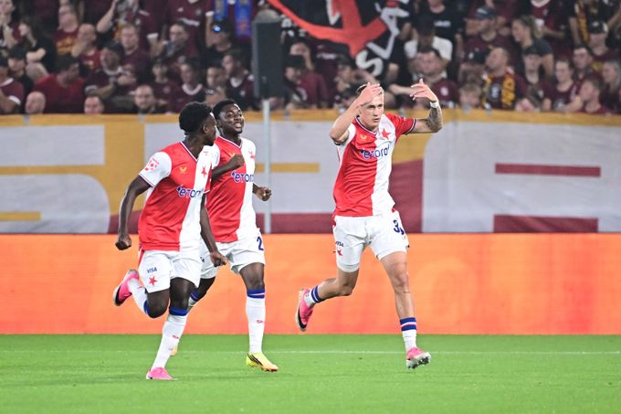 Nejdůležitější výsledek derby: fotbal může bavit. Týmy našly správnou hranici Nejdůležitější výsledek derby: fotbal může bavit. Týmy našly správnou hranici