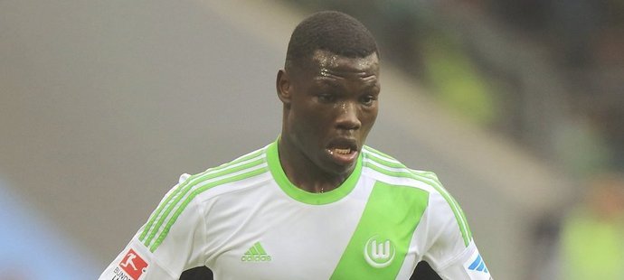 Junior Malanda při svém debutu v bundeslize za Wolfsburg