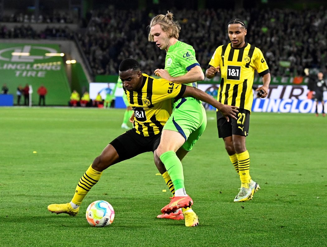 Youssoufa Moukoko už válí v útoku Dortmundu