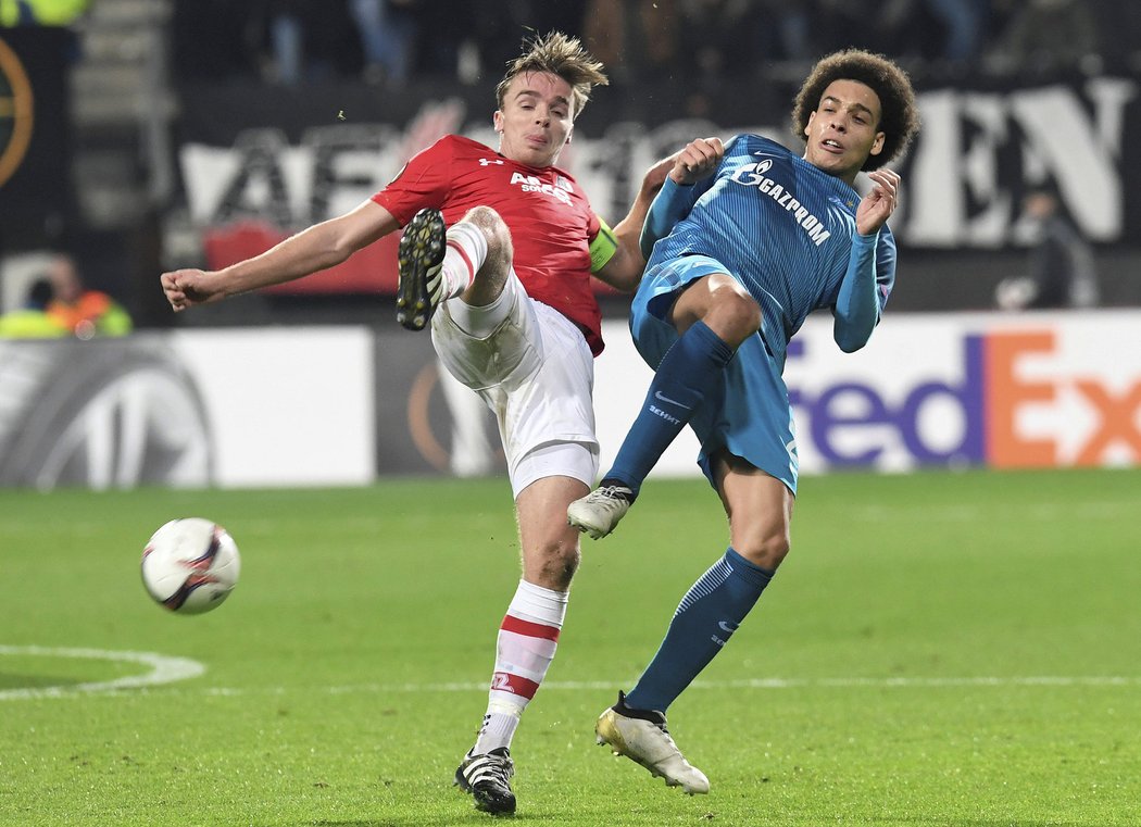 Witsel nemíří z Petrohradu do Juventusu, ale za miliardami do Číny