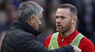 Rooney jako Hart? Nesedl si s Mourinhem, v létě měl jít do Neapole