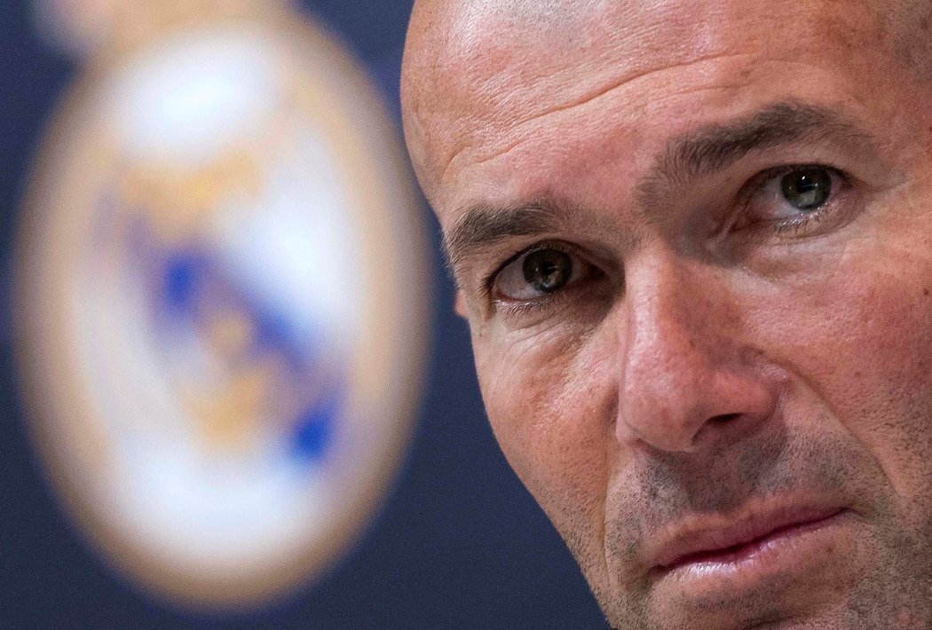 Zinedine Zidane oznamuje, že končí na lavičce Realu