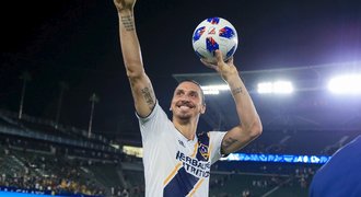 Zlatan drtí Ameriku. Po hattricku trenér žasl: Lepší hráč tu nikdy nebyl!