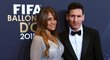 Lionel Messi na předávání Zlatého míče s přítelkyní Antonellou Roccuzzo