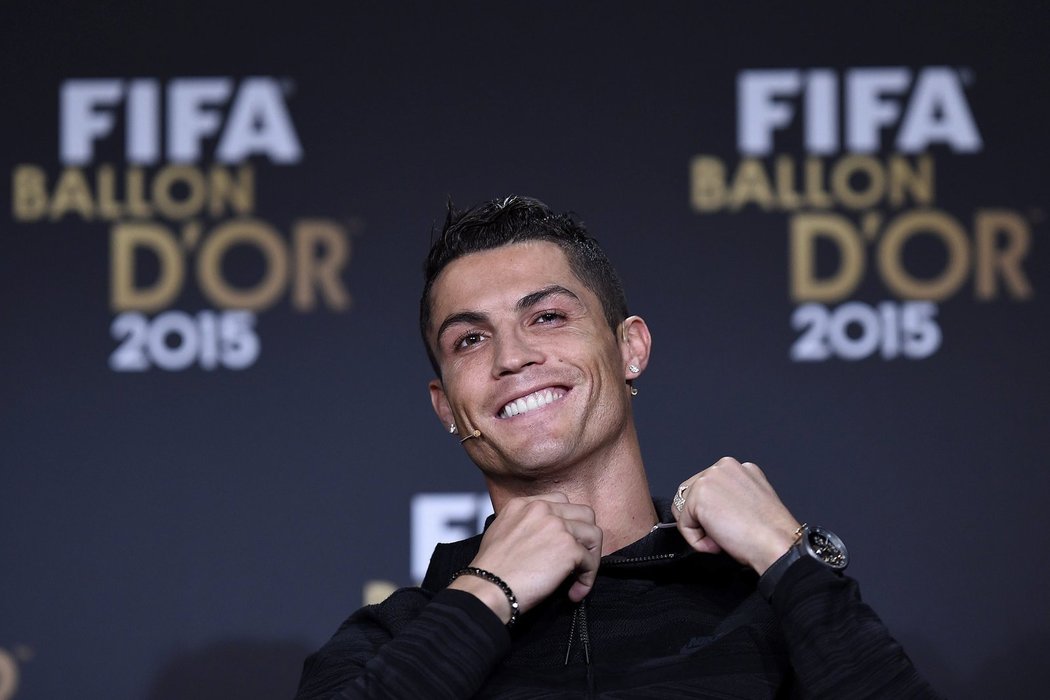 Cristiano Ronaldo na tiskové konfernci před vyhlášením ankety Zlatý míč