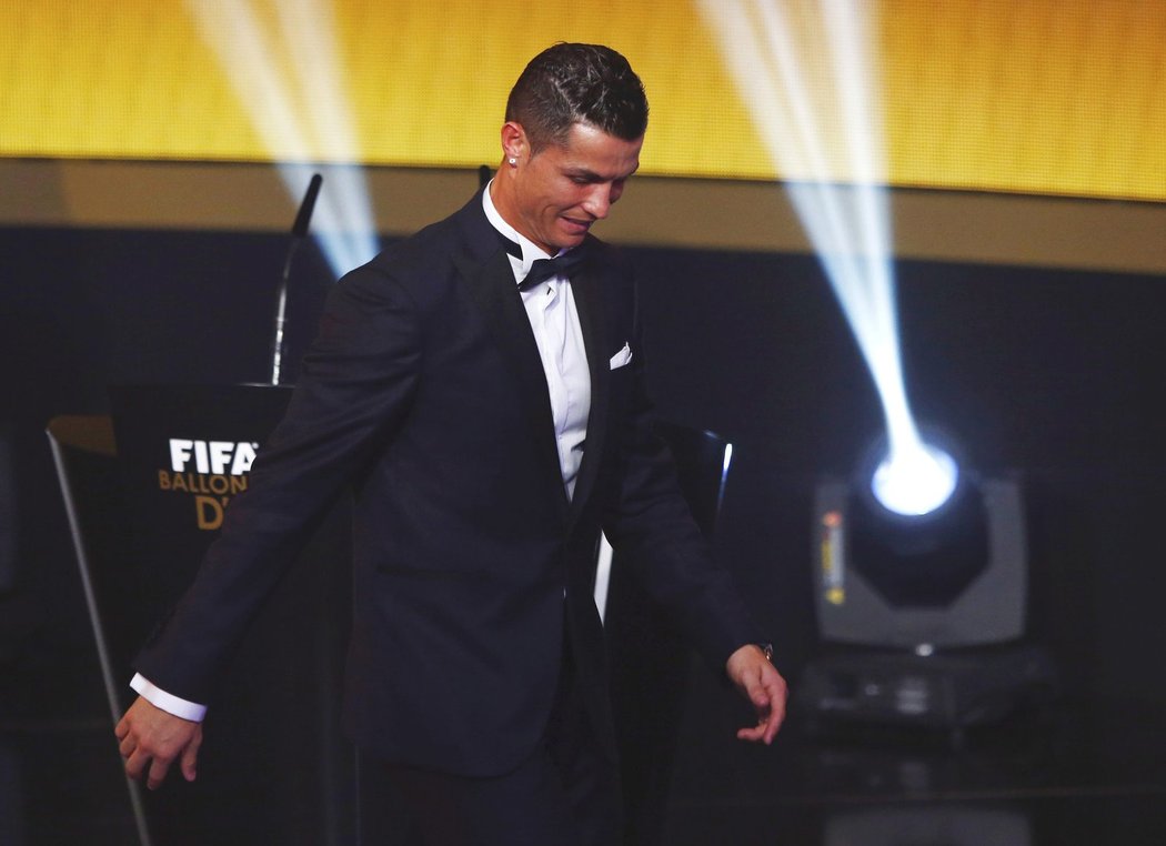 Cristiano Ronaldo skončil v anketě Zlatý míč za rok 2015 na druhém místě