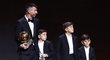 Lionel Messi převzal zlatý míč v doprovodu rodiny