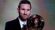 Argentinský útočník Lionel Messi se Zlatým míčem pro nejlepšího fotbalistu světa