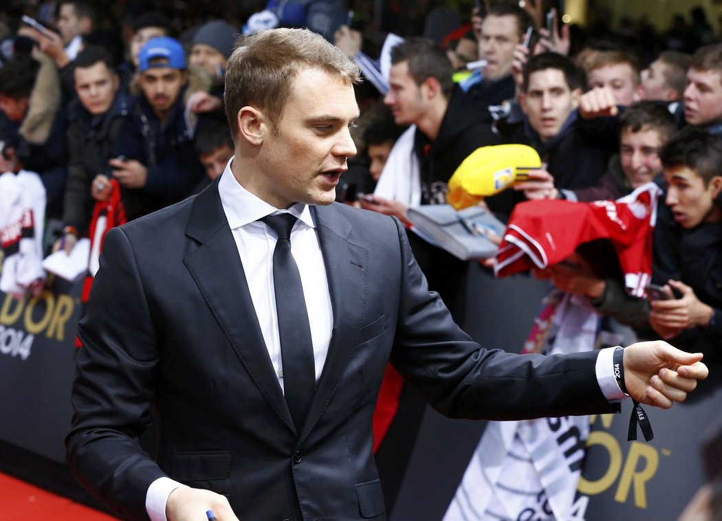 Německý gólman Manuel Neuer, jeden z trojice nominovaných do ankety Zlatý míč za rok 2014