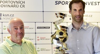 Fotbalistou sezony je pojedenácté Petr Čech, na jaře vyhrál Schick