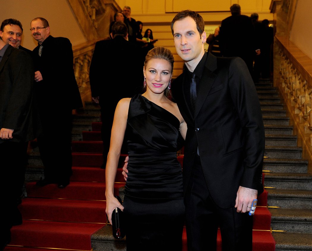 Petr Čech, zlomený malíček a manželka Martina. Vyhlášení Fotbalisty roku 2012