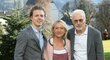 Věhlasný exfotbalista Franz Beckenbauer společně se synem Joelem a manželkou Heidi v lednu 2023. Tehdy mohl svět vidět fotbalovou ikonu naposledy na veřejnosti
