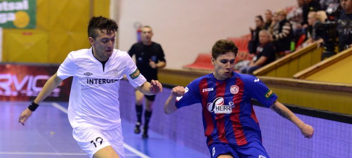 Futsalisté Benaga si ve finále ligy zahrají s Chrudimí.