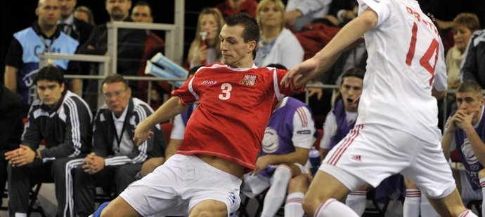 Čeští futsalisté se poroučejí z evropského šampionátu překvapivě už po základní skupině.