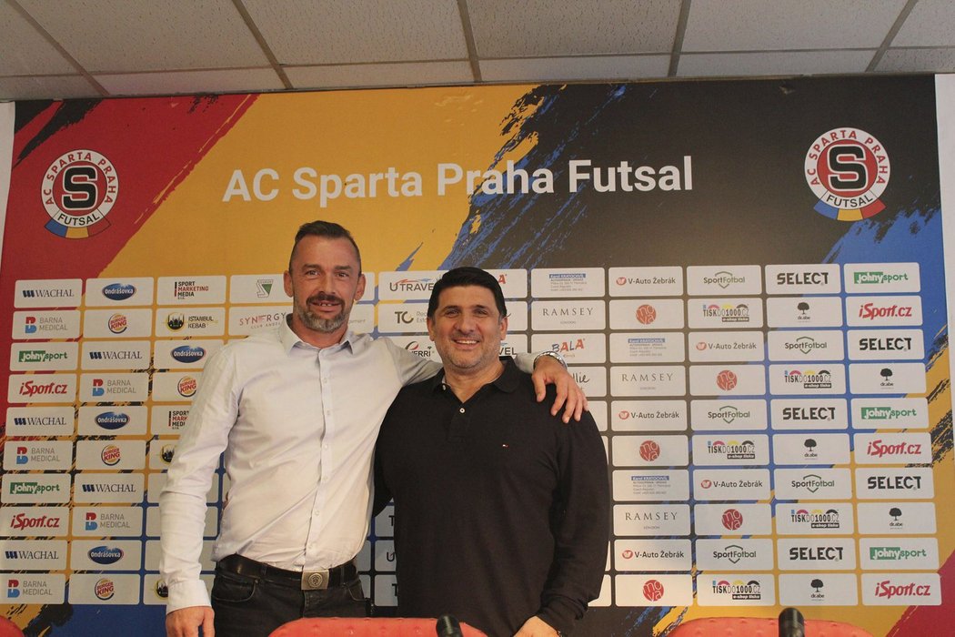 Nová důležitá dvojice futsalové Sparty: marketingový ředitel Jaromír Blažek a trenér Beni Simitči