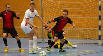 Plzeň v Chrudimi ustrážila první místo. Démoni klesli na dno