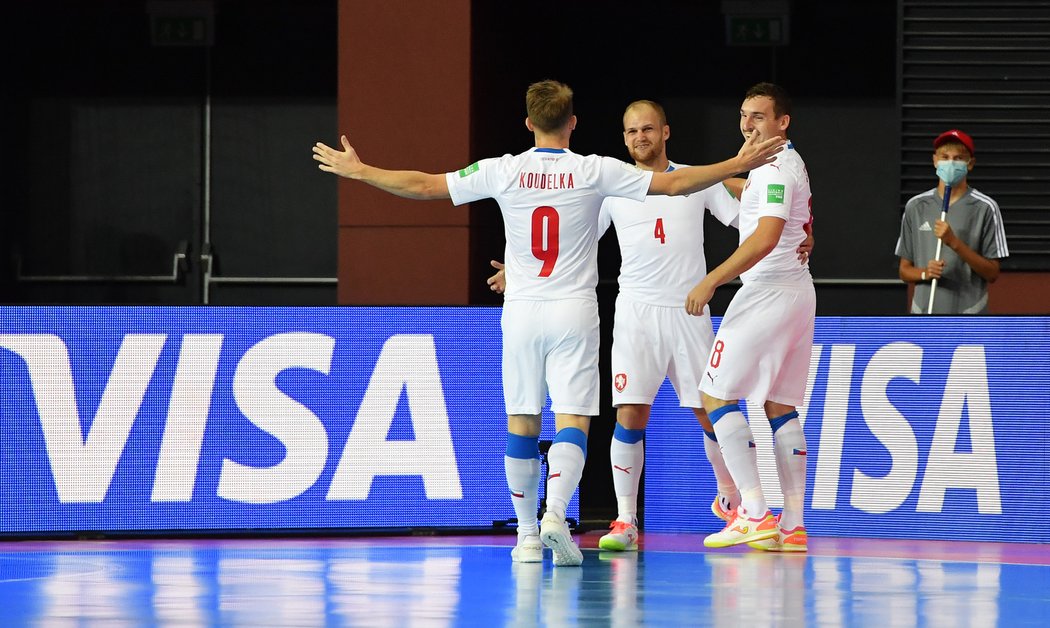 Česká futsalová reprezentace v úvodním zápase na MS v Litvě porazila Panamu 5:1