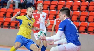 Slavia pod novým trenérem dostala výprask, futsalovou ligu vede trio týmů