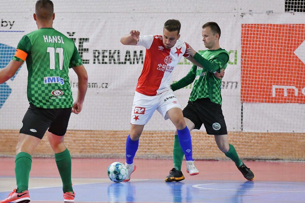 Futsalová Slavia si poradila s Žabynskými Vlky Brno