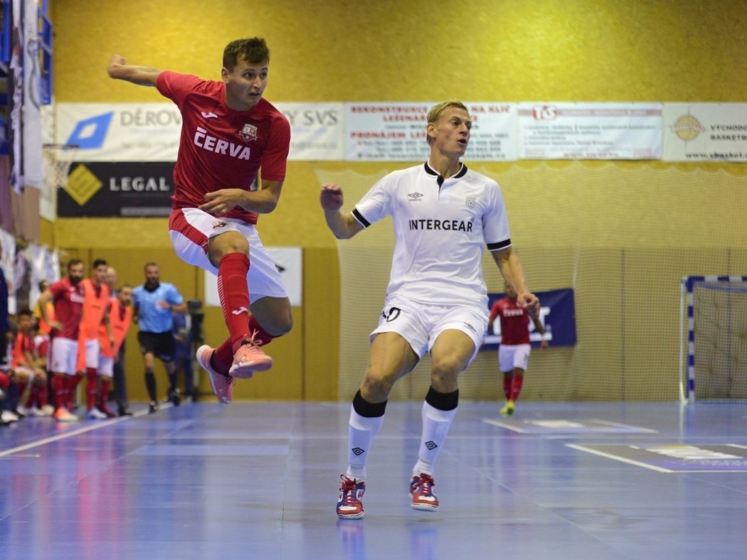 Futsalisté Teplic zvítězili v 1. kole VARTA futsal ligy na palubovce ERA-PACKU Chrudim 5:1