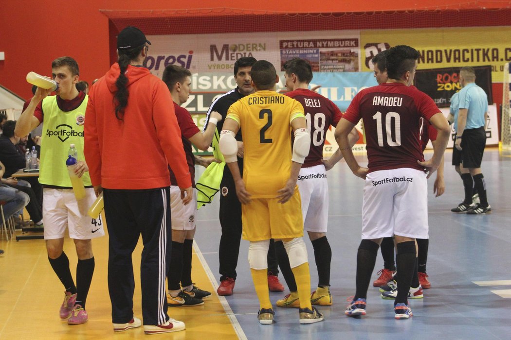 Futsalisté Sparty vedou ve čtvrtfinále VARTA futsal ligy nad Slavií už 2:0 na zápasy