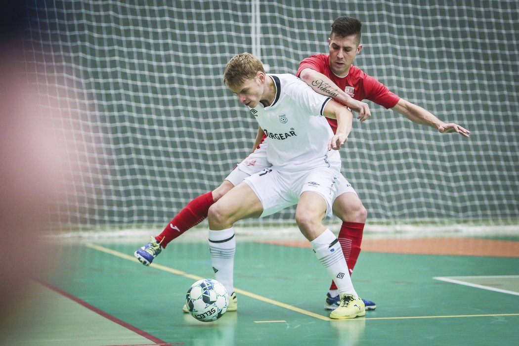 Futsalisté Teplic porazili na domácí palubovce ERA-PACK Chrudim 2:1 a vybojovali první místo po základní části. Východočeši skončili třetí