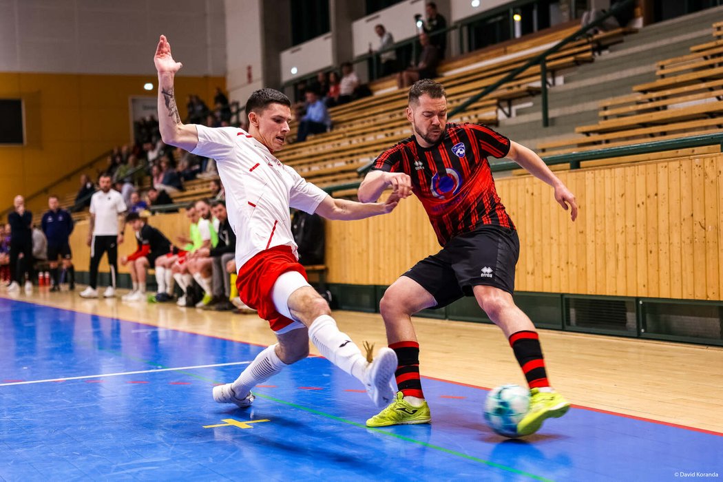Plzeňští futsalisté vyřadili Liberec. Na snímku Michal Seidler (vpravo) a Adam Knobloch.