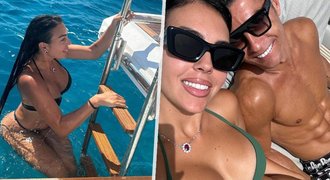 Ronaldova sexy Georgina: Opět ukázala žhavé křivky a...Snubák za miliony?!