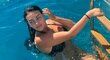 Georgina Rodriguezová, přítelkyně Cristiana Ronalda, ukázala během dovolené na Sardinii své překrásné křivky