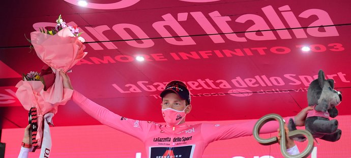 Tao Geoghegan Hart vyhrál Giro d&#39;Italia