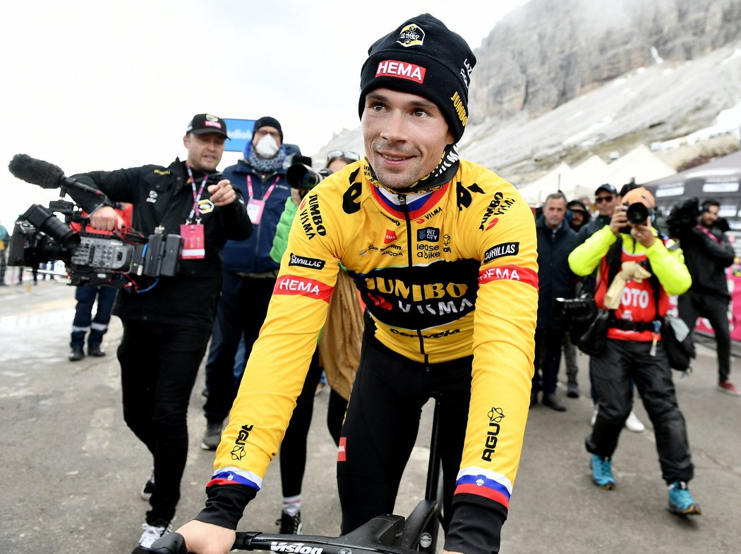 Primož Roglič poprvé v kariéře vyhraje Giro