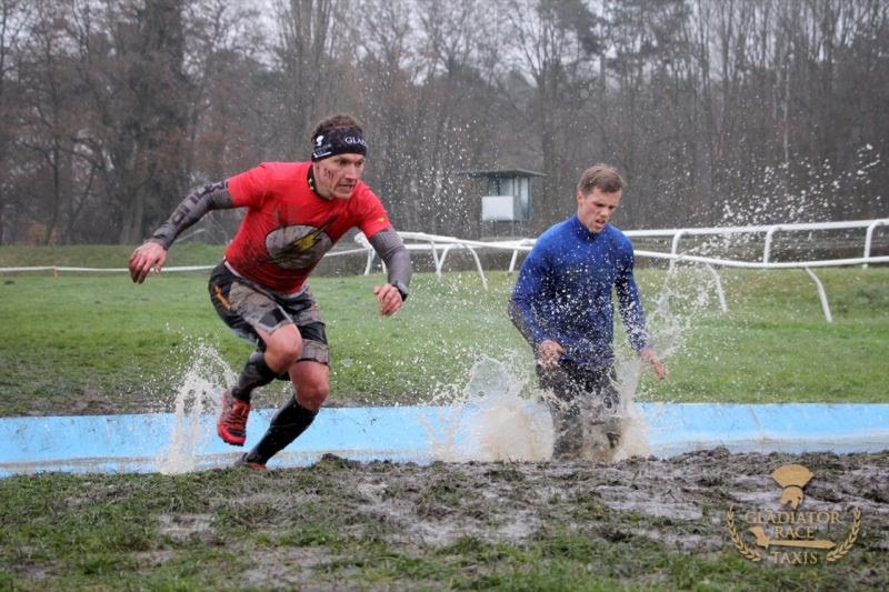 Gladiator Race na dostihové dráze v Pardubicích přilákal přes 2000 závodníků