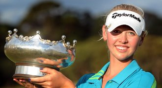 Kordová napodobila otce, vyhrála Australian Open. V golfu