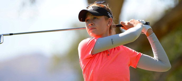 Nelly Kordová, dcera bývalého československého reprezentanta v tenisu, založila své „golfové“ konto první turnajovou prémií ve výši 1 304 tisíc USD (téměř 32 tisíc korun). Bude stejně úspěšná jako její sestra Jessica?