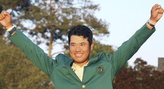 První asijský šampion Masters! Zelené sako navlékl Japonec Macujama