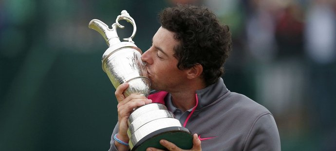 Rory McIlroy po výhře na golfovém British Open, kde vyhrál svůj třetí major v kariéře