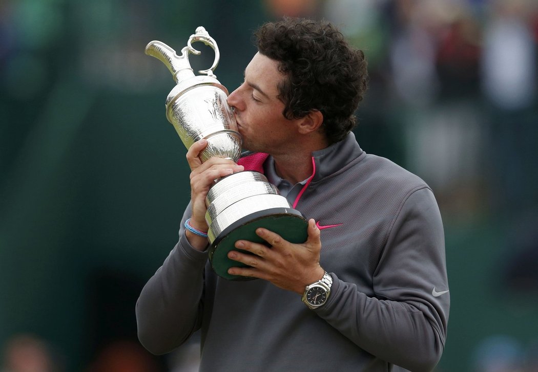 Rory McIlroy po výhře na golfovém British Open, kde vyhrál svůj třetí major v kariéře