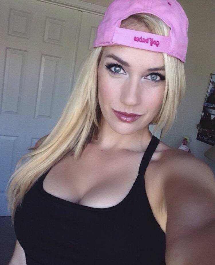 Golfistka Paige Spiranacová je považovaná za nejvíc sexy sportovkyni na světě.