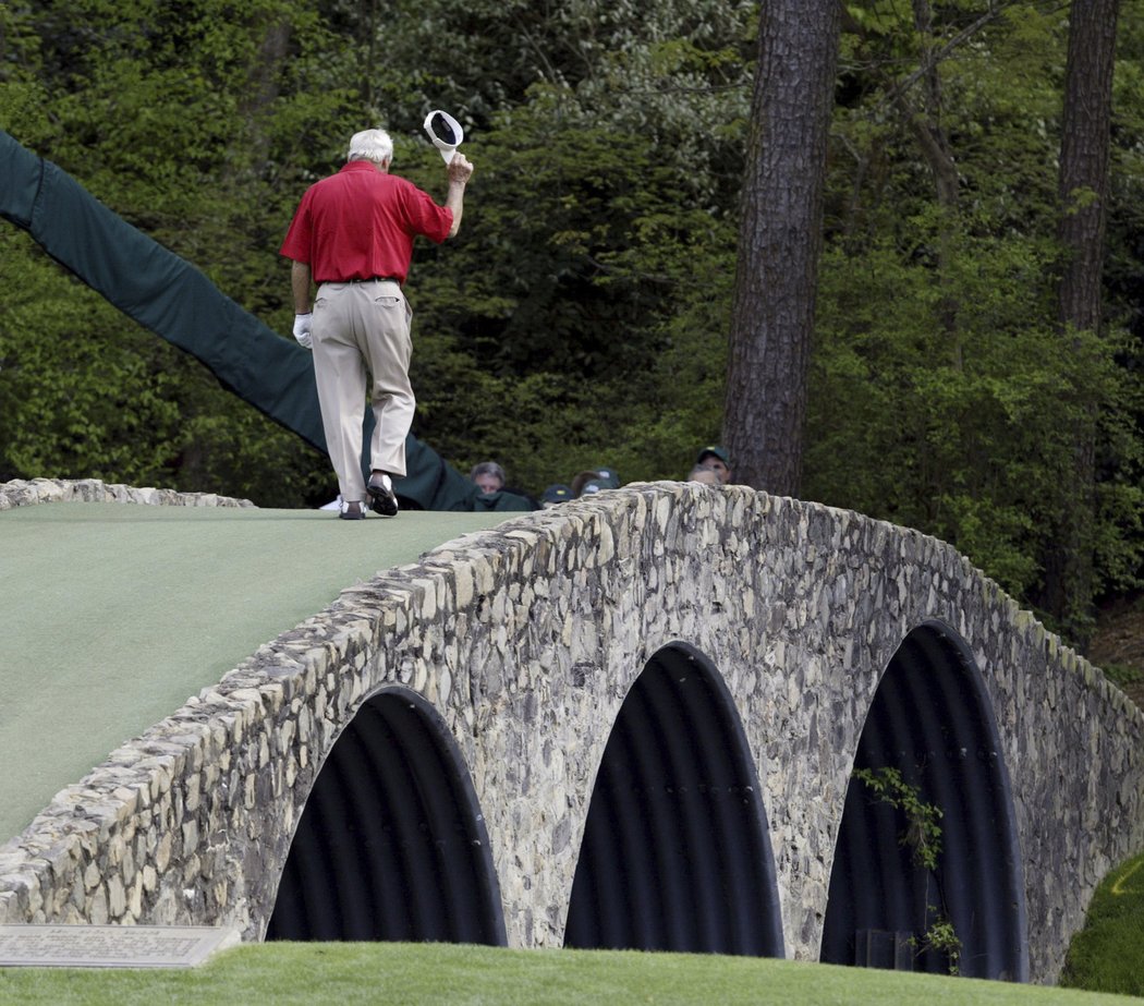 Golfový svět je Palmerovou smrtí zarmoucen