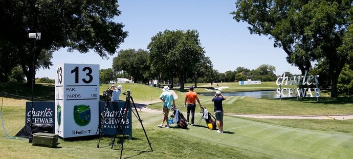 Na texaském turnaji Charles Schwab Challenge budou chybět Tiger Woods a fanoušci, ale jinak se ve Fort Worthu sešla světová špička.