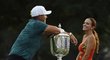 Brooks Koepka a jeho přítelkyně Jena Simsová