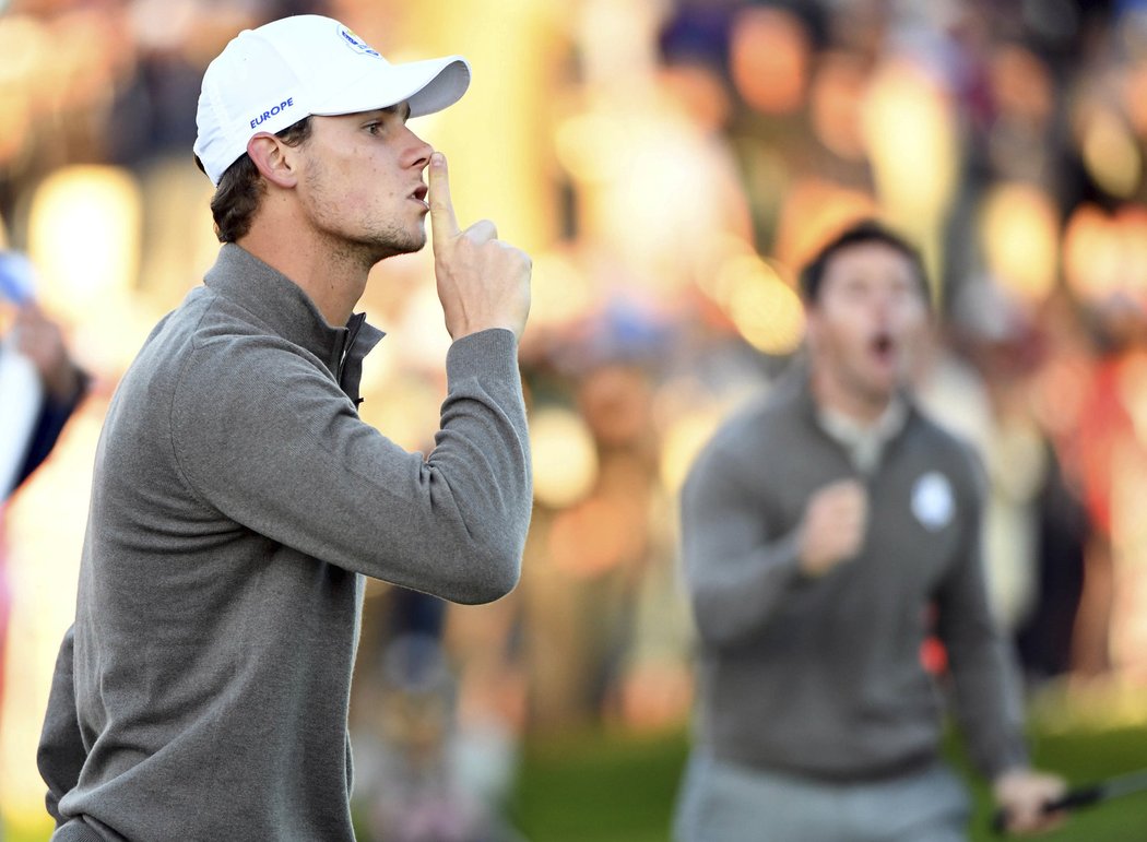 Belgičan Thomas Pieters gestikuluje směrem fanouškům USA