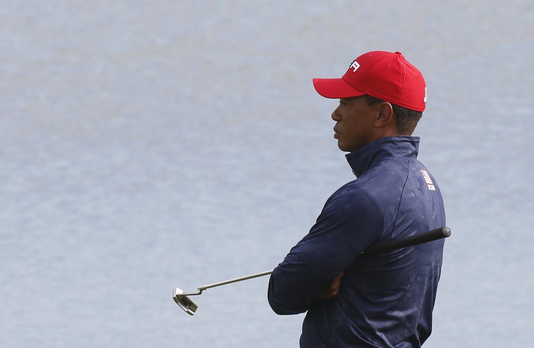 Zklamaný golfista Tiger Woods po jasné porážce Američanů s Evropany v Ryder Cupu prohlásil, že on sám byl jednou z příčin nezdaru.