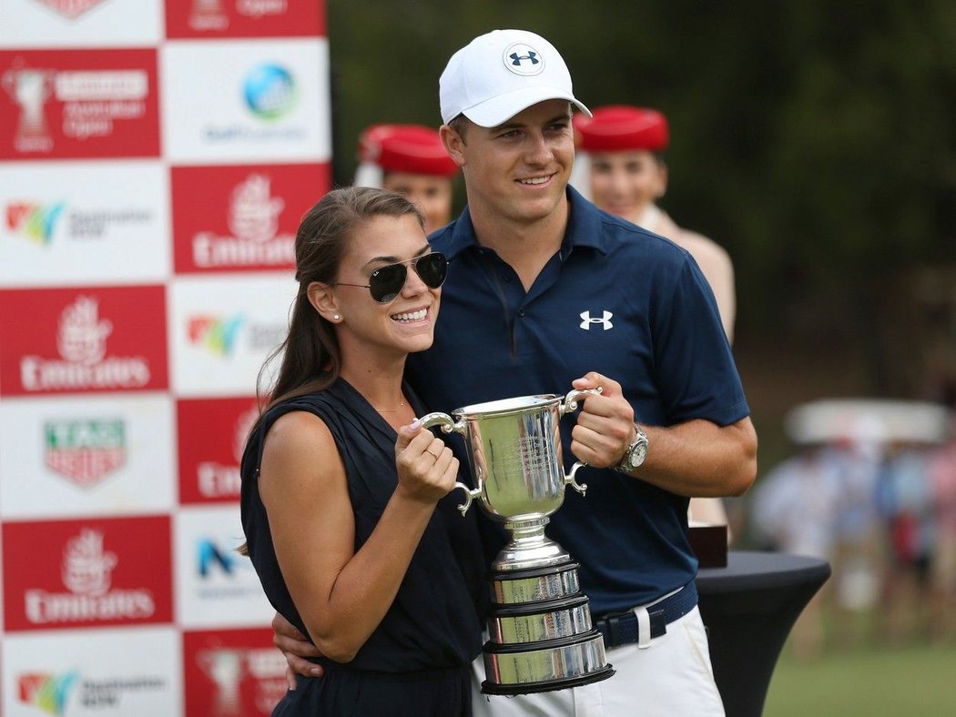 Annie Verretová je partnerkou golfisty Jordana Spietha.